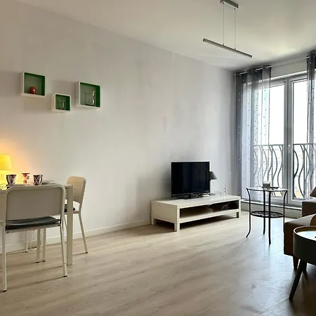 Dubois 7 - Self Check-in 20h - Lift Daire Wroclaw