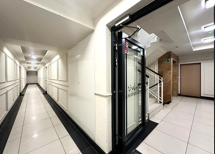 Dubois 7 - Self Check-in 20h - Lift * Breslavia