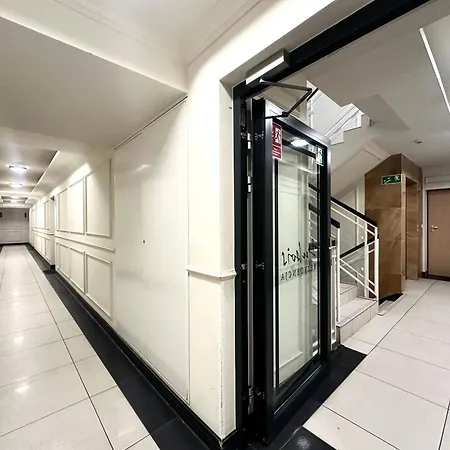 Dubois 7 - Self Check-in 20h - Lift * Wroclaw