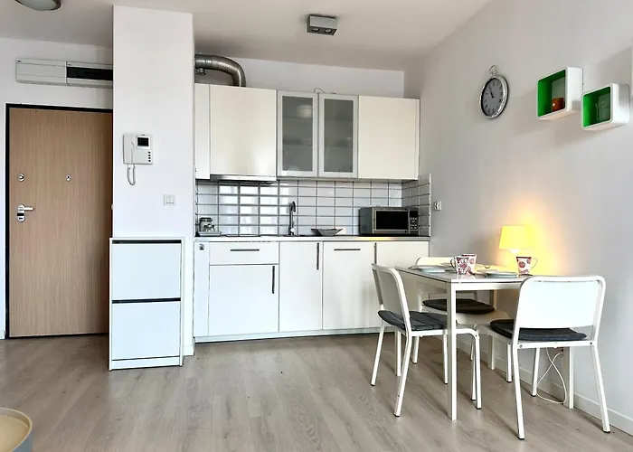 Dubois 7 - Self Check-in 20h - Lift Apartment *